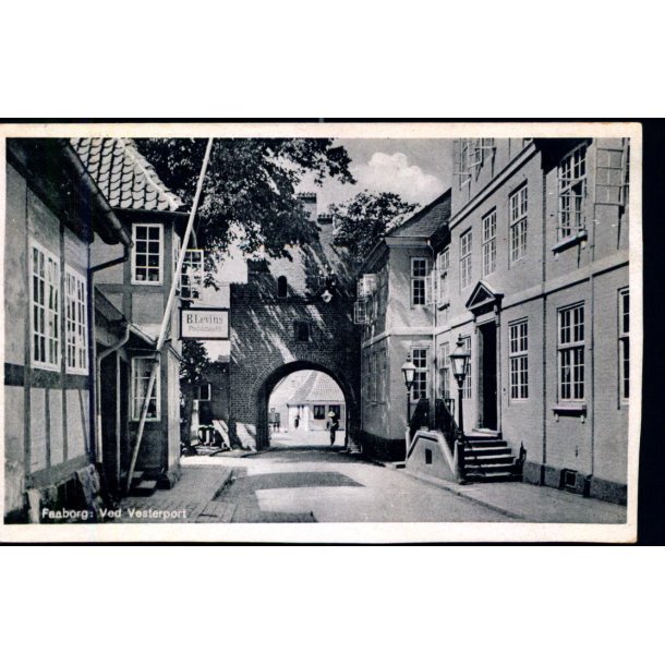 Faaborg - Ved Vesterport - Ole Bagers Bogh. 67020 - Brugt