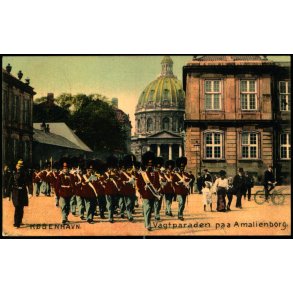 Kbenhavn - Vagtparaden paa Amalienborg - Stender 6064