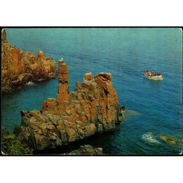 Bornholm - Klippeparti ved Helligdomsklipperne - Colbergs Bogh. 8425 - Brugt