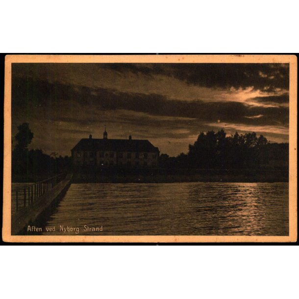 Aften ved Nyborg Strand  - Stender 38499 - Brugt