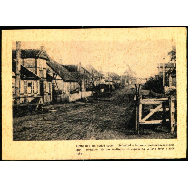 Dette lille kik nedad gaden i S�llested - f�rst i 1900 tallet - Kartonkort u/n