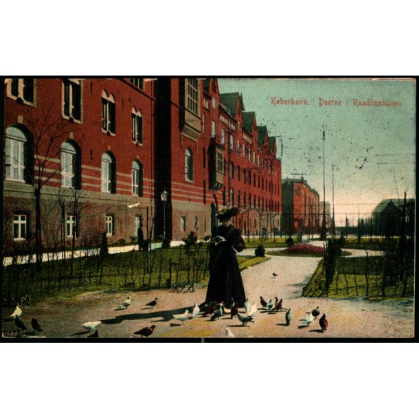 Kbenhavn - Duerne i Raadhushaven - 678