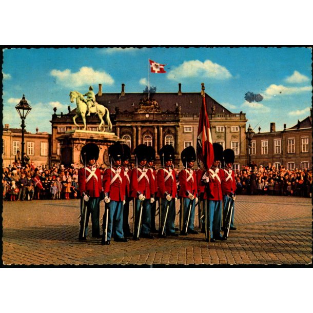 K�benhavn - Vagtparaden paa Amalienborg - Kr�ger 989/21
