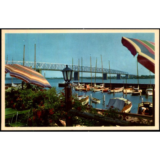 Lillebltsbroen set fra Kongebrogaarden - K. Witt-Mller 6700- 352 - Ubrugt