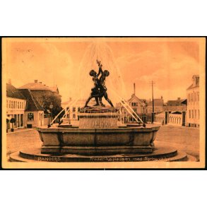 Randers - Frederikspladsen med Springvandet - P.H. 15563 - Brugt