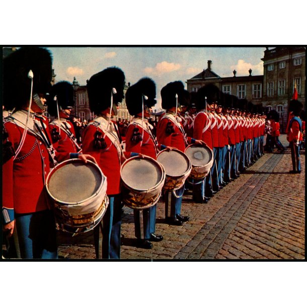The Royal Guard - Amalienborg Palace - Copenhagen - Gr�nlund T. 49