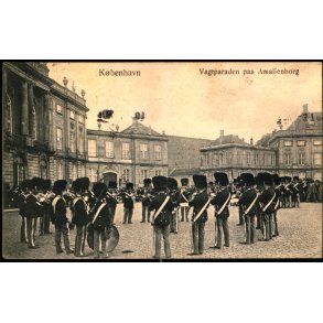 K�benhavn - Vagtparaden paa Amalienborg - SK.B. & Kf. 3901