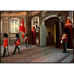 K�benhavn - Vagtparaden - Fanemarch - R�d Galla - Eiders Forlag 37