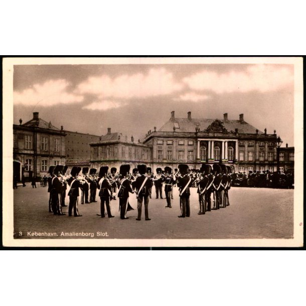 K�benhavn - Amalienborg Slot - Alex Vincent 3