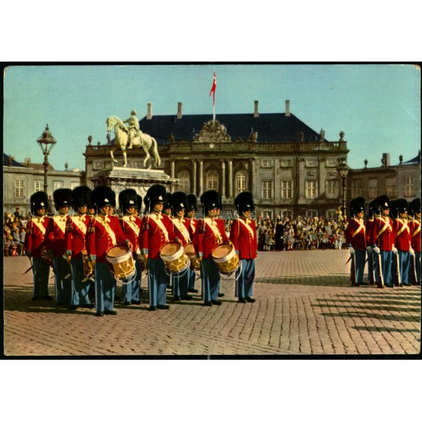 K�benhavn - Livgardens Trommeslagere p� Amalienborg - K. Witt-M�ller 6700-297