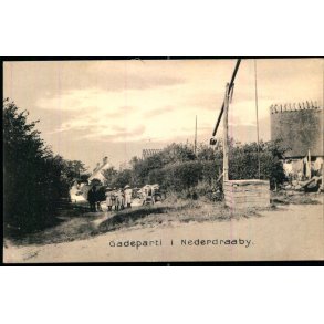 Gadeparti i Nedre Draaby - K.V. Nielsens Bogh. 12117 - Ubrugt