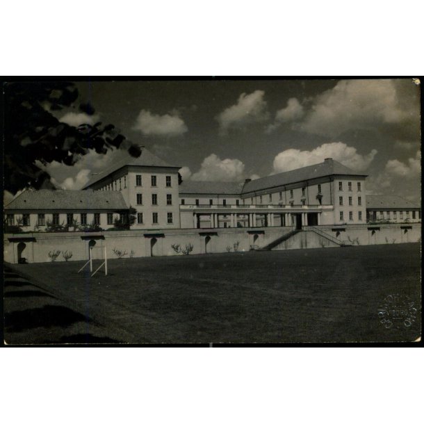 Ollerup - Skolen forfra med Drengenes Stortsplads - Carl Joh. Zagho u/n - Ubrugt