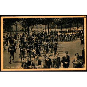 Kbenhavn - Den kgl. Livgarde trkker op - Rudolf Olsen Eneret