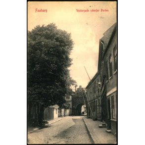 Faaborg - Vestergade uden for Porten - Warburgs Kunst Forlag 5957 - Brugt