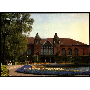 Det kongelige Bibliotek set fra Bibliotekshaven - Post u/n