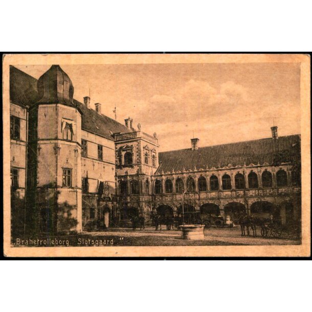 "Brahetrolleborg Slotsgaard" - Fotograf A.M. Krog 47067 - Brugt
