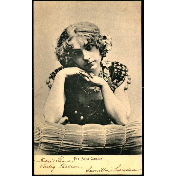 Fru Anna Larssen - A. Gieses Forlag u/n