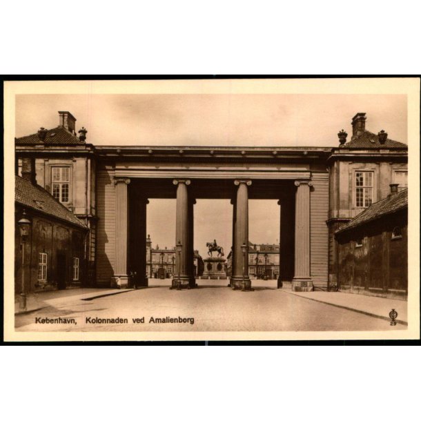 K�benhavn - Kolonaden ved Amalienborg - Chr. Olsen 29