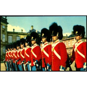 Kbenhavn - Vagtparaden p Amalienborg - Rudolf Olsen 56