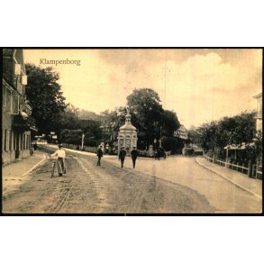 Klampenborg - M�ller & Co 561 - Brugt