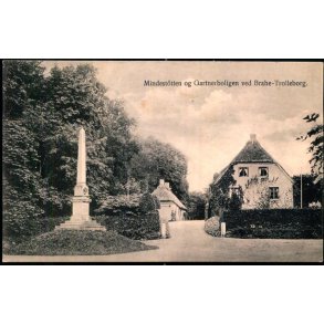 Mindest�tten og Gartnerboligen ved Brahe - Trolleborg - Fotograf Carl Johansen u/n - Brugt