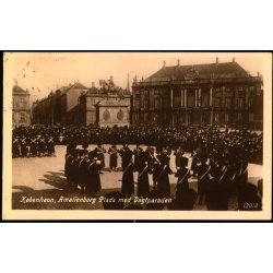 Kbenhavn - Amalienborg Plads med Vagtparaden - 12018