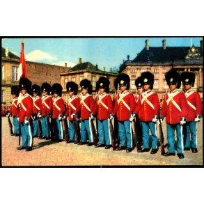 Kbenhavn - Vagtparaden p Amalienborg - Rudolf Olsen 50