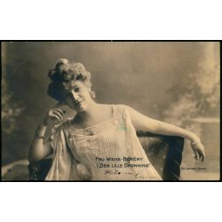 Fru Wiehw-Bereny i "Den lille Dronning" - Budtz Mller &amp; Co. 385