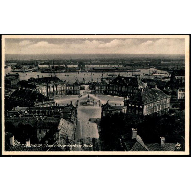 Kbenhavn - Udsigt over Amalienborg Plads - Daells Varehus 463071