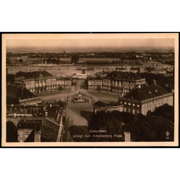 K�benhavn - Udsigt over Amalienborg Plads - Chr. Olsen 41