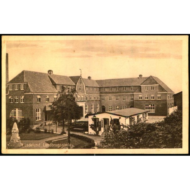 Ladelund Landbrugsskole - Chr. Bennetzen 42546 - Brugt