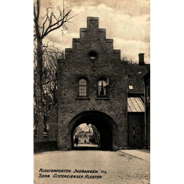 Klosterporten. Indgang til Sor Cistercienser Kloster - N.P. Larsen u/n - Ubrugt