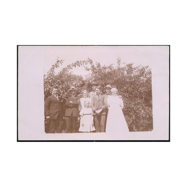 Fotokort Ukendt - Familien i Haven ? - Ubrugt