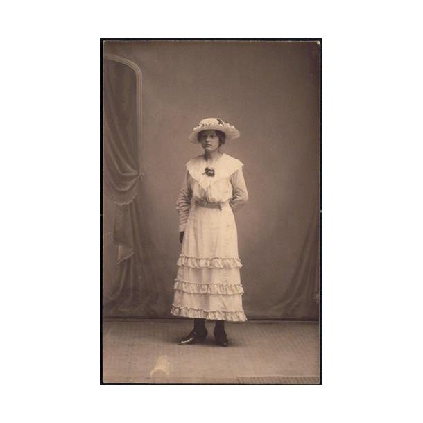 Fotokort Ukendt - Ny Kjole ? Ubrugt