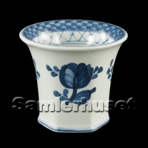 Trankebar Vase Kantet 10x11 cm. - R.C. 1239