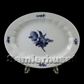 Bl Blomst Kantet Stegefad Ovalt 33x25 cm.