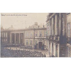 Kong Frederik den IIX Udrbes til Konge.