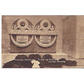 Roskilde  Fr. VIII og Dr. Louises Sarkofag. - J.B.