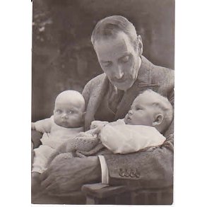 Kongen med de yngste børnebørn A.V.118