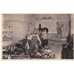 Kong Christians B&aring;re i Chr.IXs Kapel - Roskilde