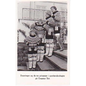 Dronningen og tre Prinsesser - Grsten