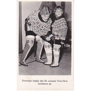 Dronningen Hjlper Anne-Marie