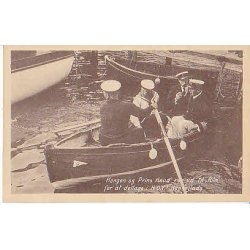 Kongen og Prins Knud roes til "Rita"