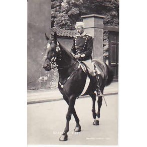 Kong Christian X til Hest. St. 4089