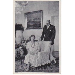 Deres Majestter Kongen og Dronningen u/no -