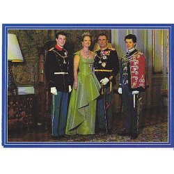 Kongefamilien p&aring; Amalienborg. T.u/no