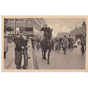 Kong Christian X rider Morgentur. W.M.