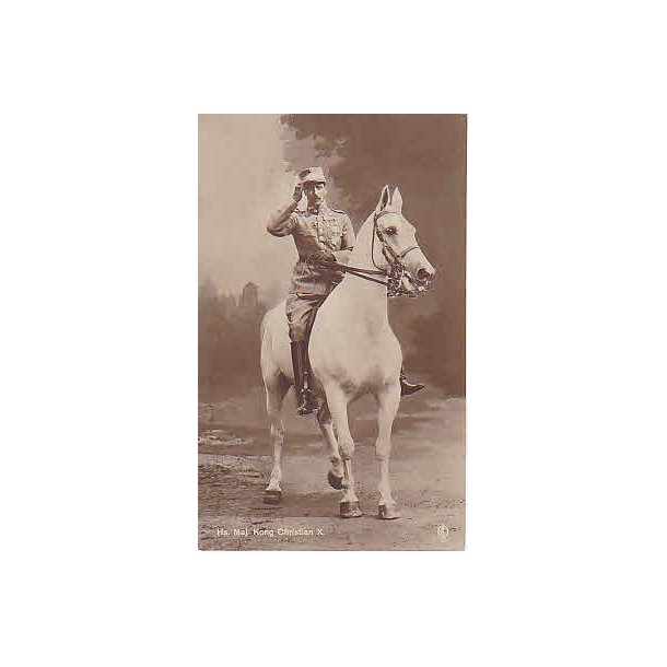 Kong Christian X til Hest . C.O. 23