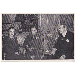 Kongen og Droningen og Montgomery. C.O.