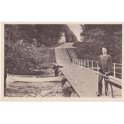 Kong Christian X ved Kongebroen - Fredensborg.